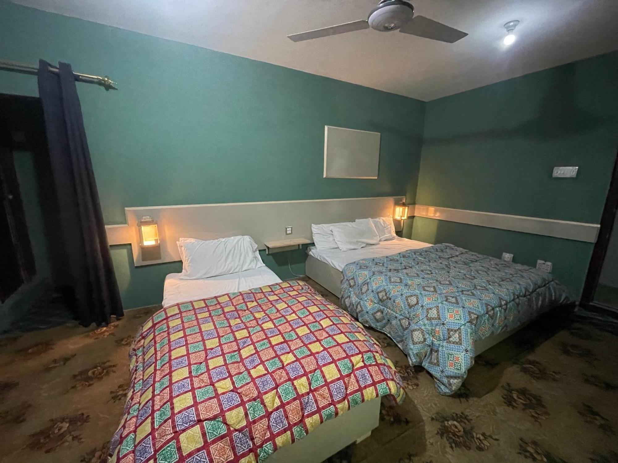 Hotel skardu lodge Eksteriør billede
